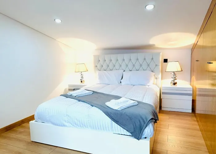 Semesterbostad Golden Paradise *